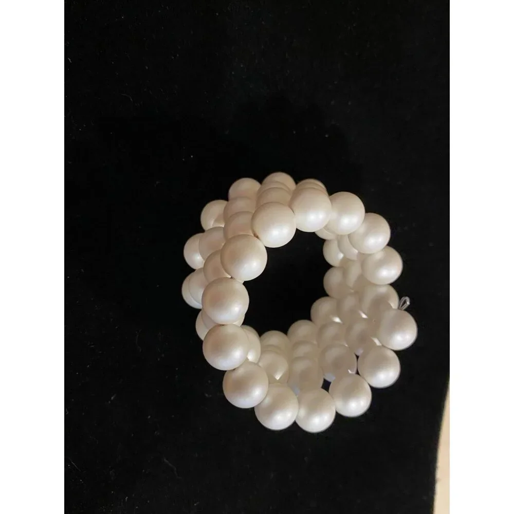 Elegant Faux Pearl Wrap Bracelet - Picture 2 of 2